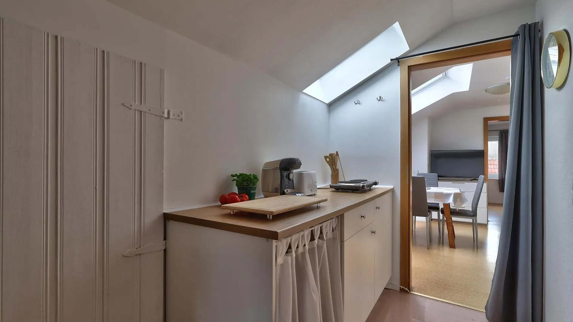 Bezaubernde Ferienwohnung Nahe Des Kloster アンデクス